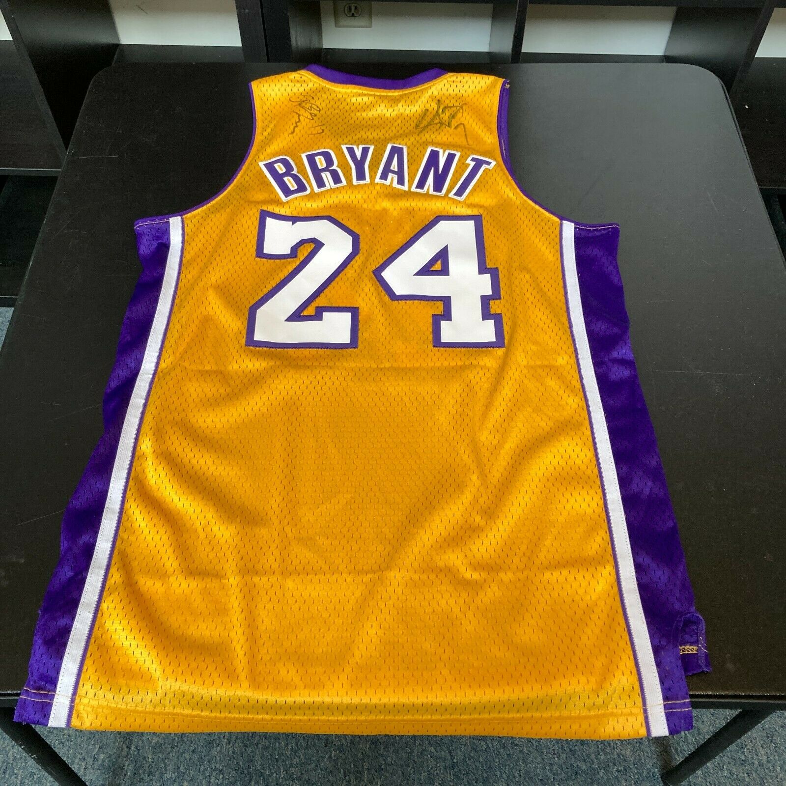 Kobe Bryant Signed Los Angeles Lakers #24 Adidas Game Model Jersey Panini  COA