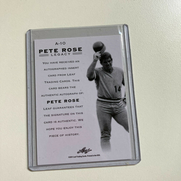 2011 Leaf Pete Rose Auto #16/30 Signed Autographed Baseball Card