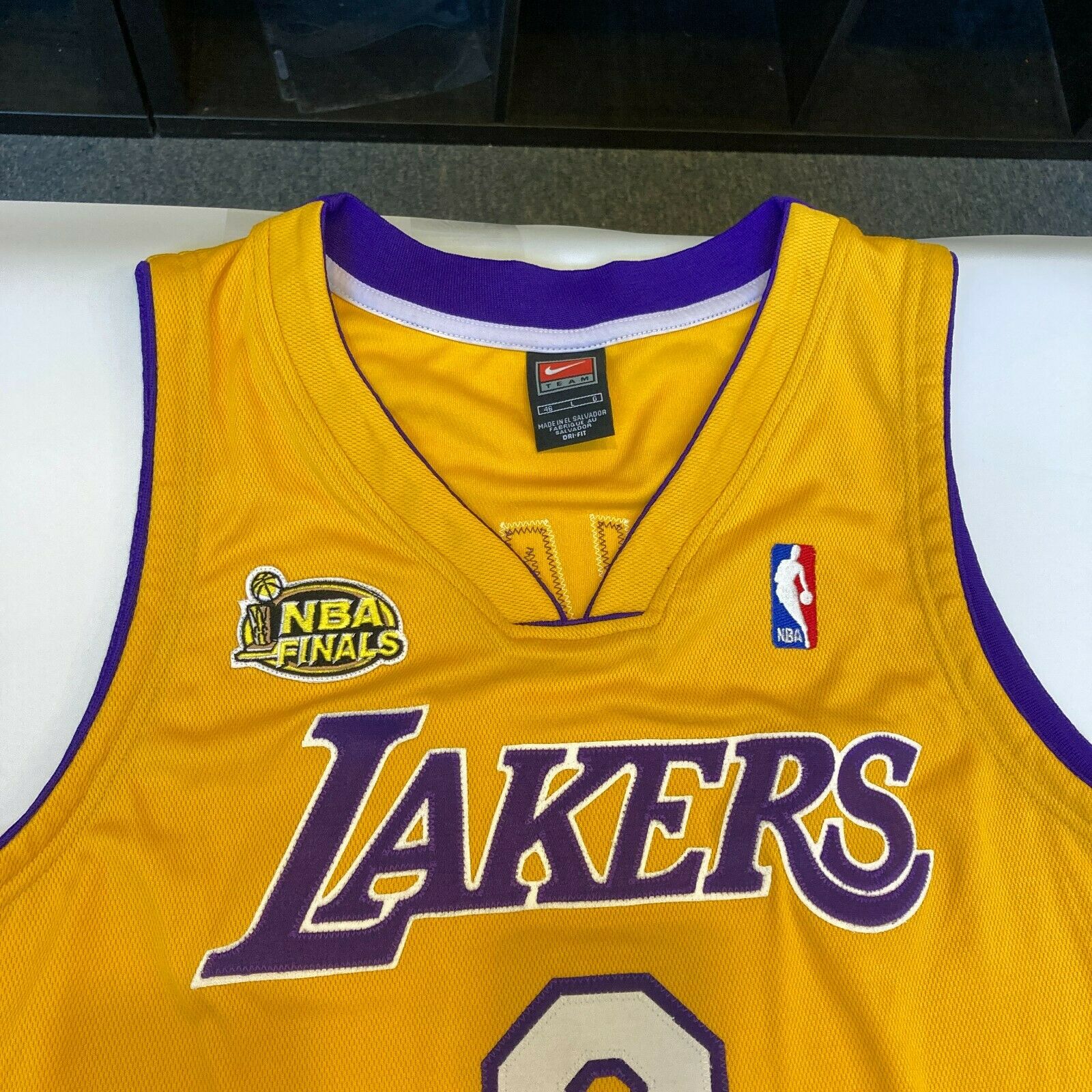 Kobe Bryant Signed 1999-00 Los Angeles Lakers Game Issued Finals Jersey PSA  DNA