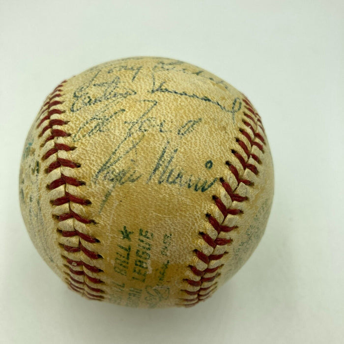 1961 New York Yankees W.S. Champs Team Signed Baseball Mickey Mantle Maris JSA