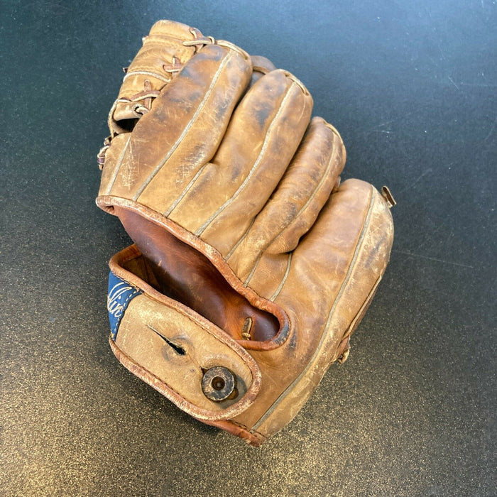 Robin Roberts Signed 1950's Game Model Baseball Glove With JSA COA