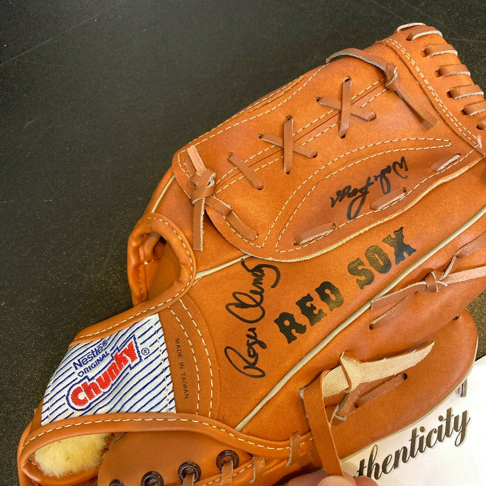 1987 Boston Red Sox Team Signed Glove Roger Clemens Wade Boggs Jim Rice PSA DNA