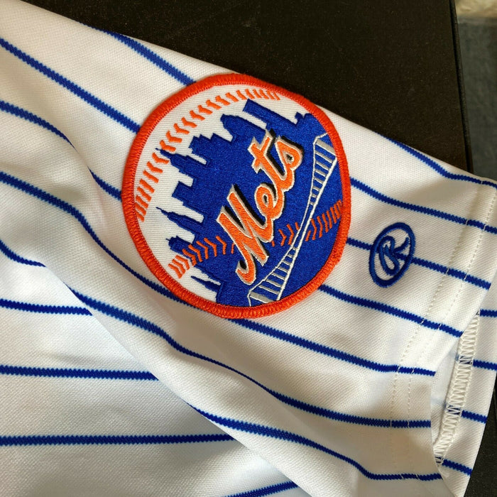 TOM SEAVER SIGNED AND INSCRIBED NEW YORK METS 1969 COMMEMORATIVE JERSEY