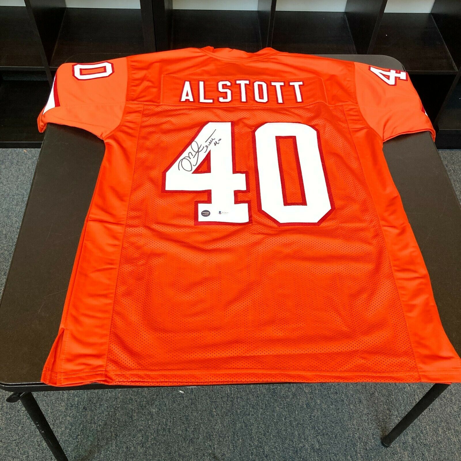 Mike Alstott Signed Autographed Tampa Bay Buccaneers Jersey Beckett CO —  Showpieces Sports