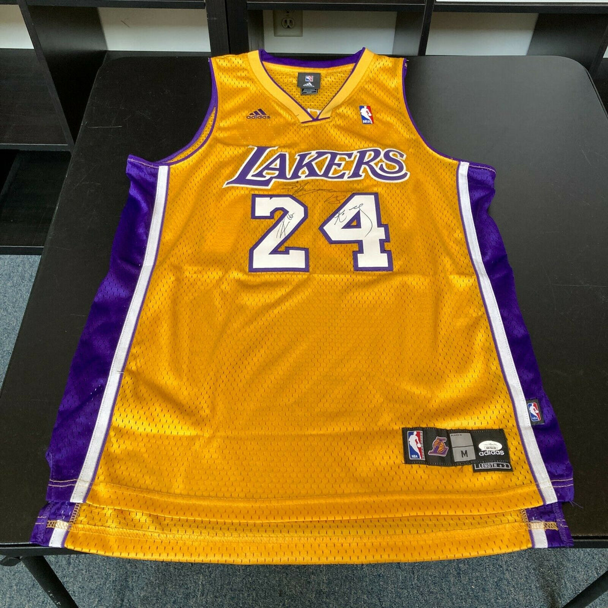 Kobe Bryant Signed Los Angeles Lakers #24 Adidas Game Model Jersey Pan —  Showpieces Sports