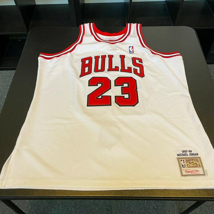 Michael Jordan "Hall Of Fame 2009" Signed Chicago Bulls Jersey UDA Upper Deck