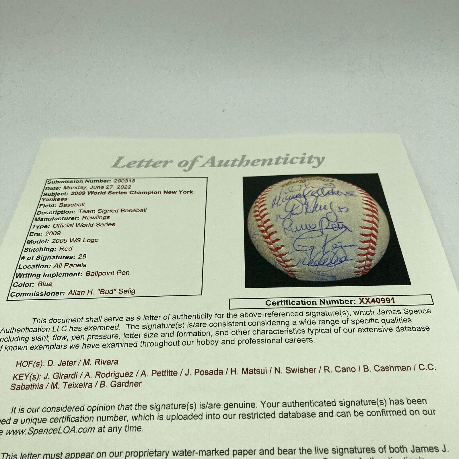 2009 New York Yankees Team Signed World Series Baseball Derek Jeter JS —  Showpieces Sports