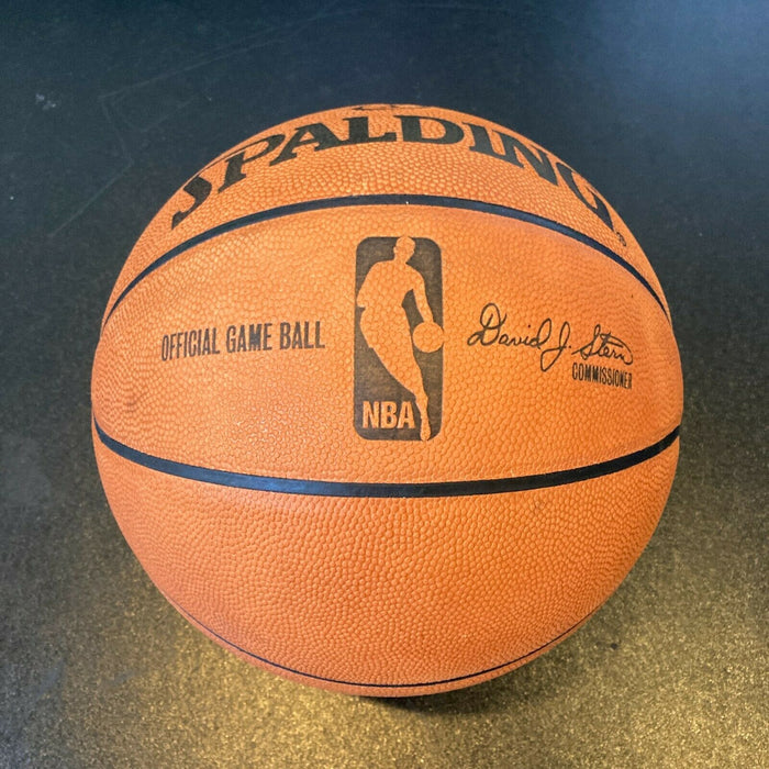 Kevin Garnett "2008 NBA Champ" Signed Official Finals Game Basketball UDA COA