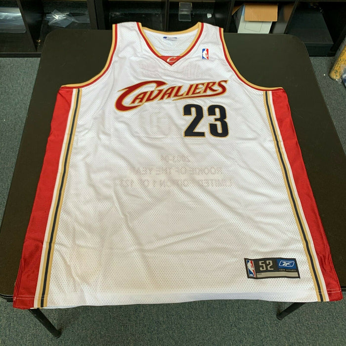 Lebron James 2004 Rookie Of The Year Signed Cleveland Cavaliers Jersey UDA COA