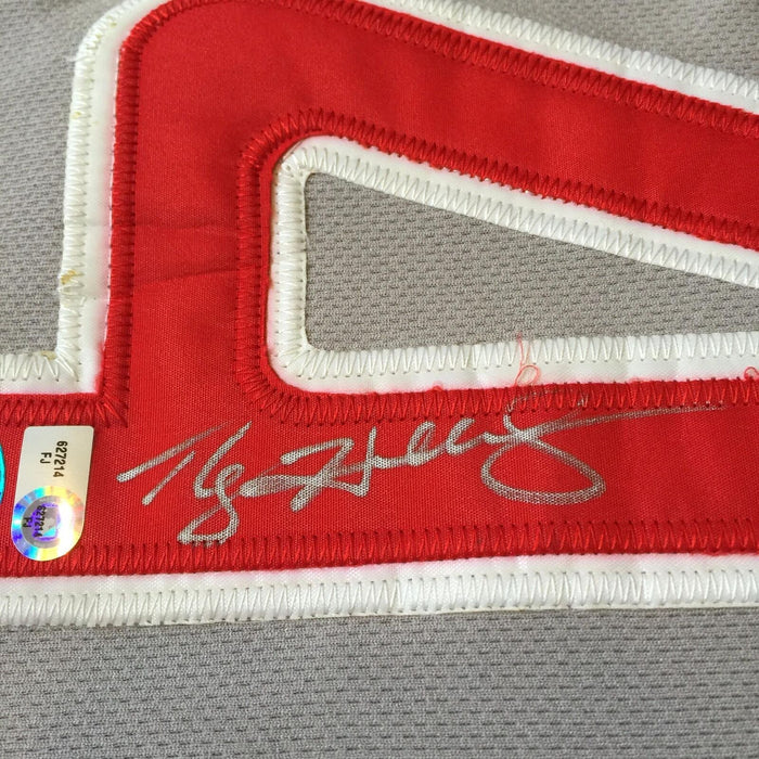 Roy Halladay Signed Authentic Philadelphia Phillies Jersey MLB AUTHENTICATED