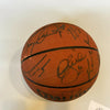 Kobe Bryant Shaq 1998-99 Los Angeles Lakers Team Signed NBA Basketball Beckett