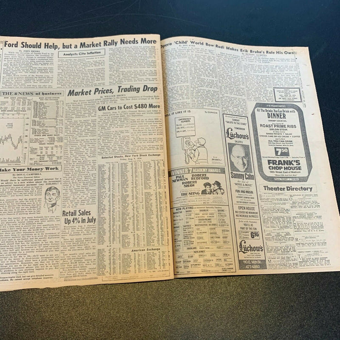 President Gerald Ford Signed Original 1974 Daily News Newspaper With JSA COA