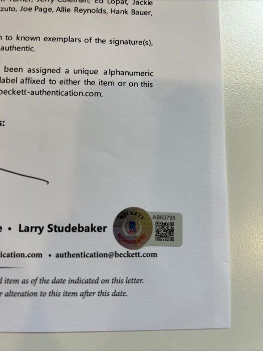 Stunning 1950 New York Yankees World Series Champs Team Signed Baseball Beckett