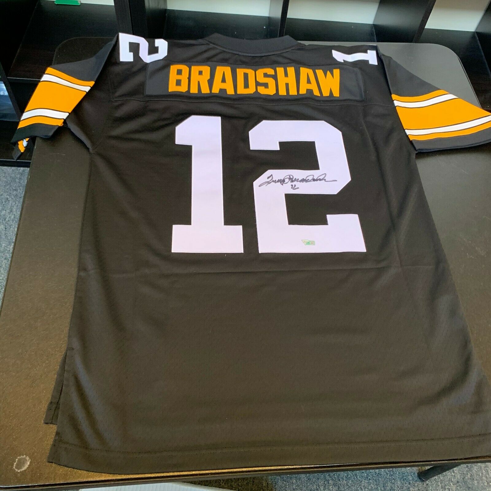 Terry Bradshaw Signed Mitchell & Ness Pittsburgh Steelers Jersey Fanat —  Showpieces Sports