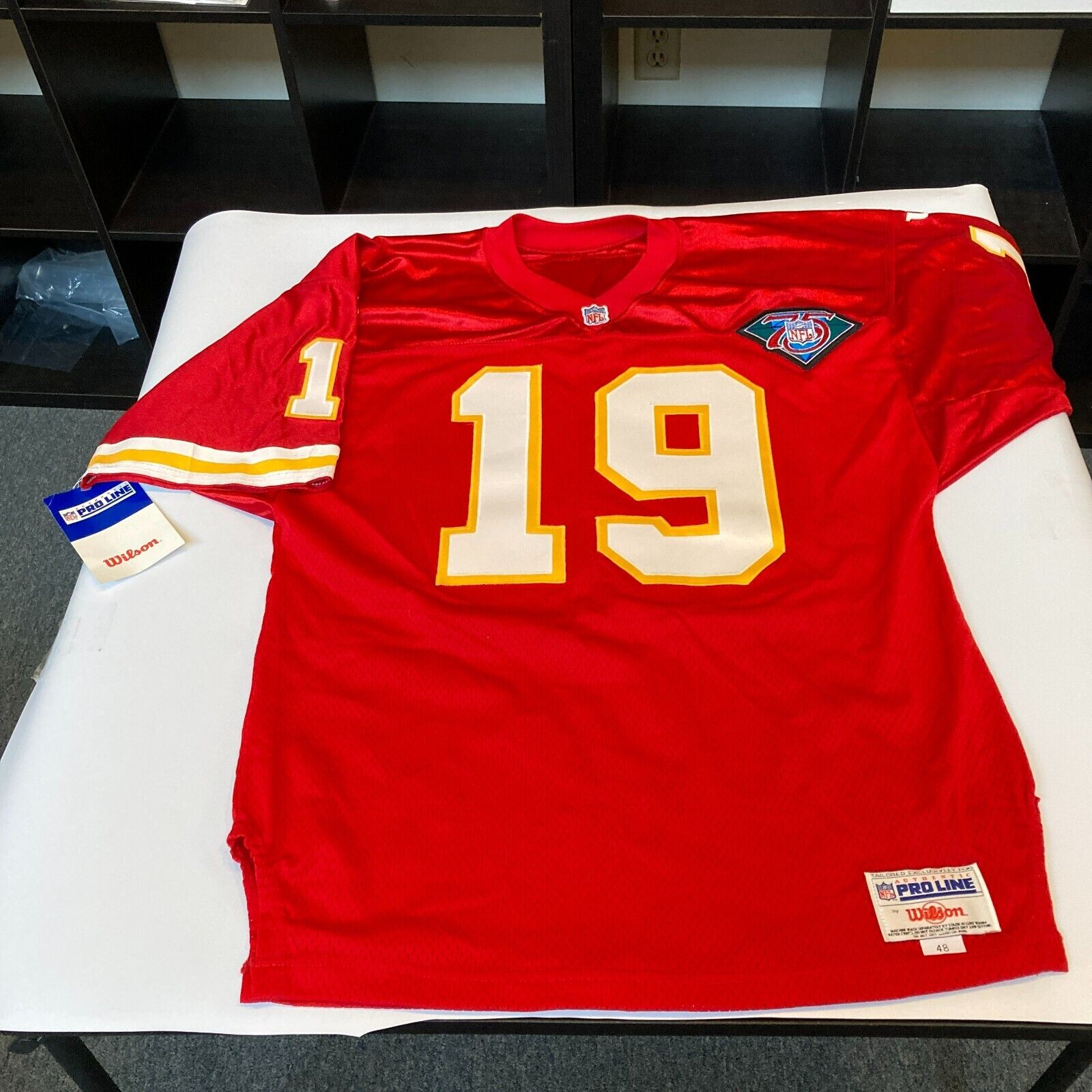 Lot Detail - Joe Montana Signed 1994 Kansas City Chiefs Game Used Road  Jersey (Montana LOA)