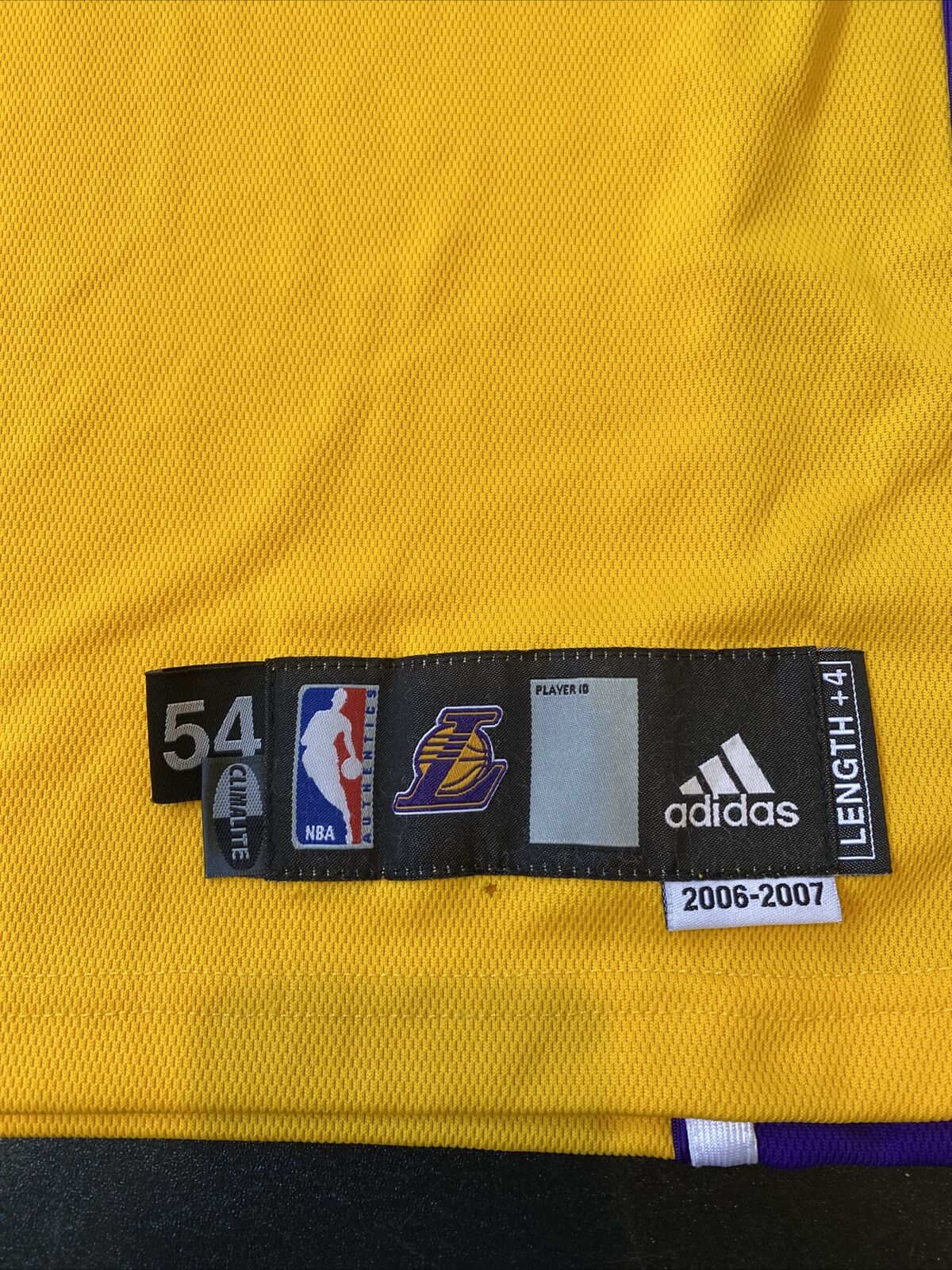 Lot Detail - Kobe Bryant 2006-07 Los Angeles Lakers Game Worn & Signed Home  Jersey - Solid Wear (MEARS A10/Lakers LOA)