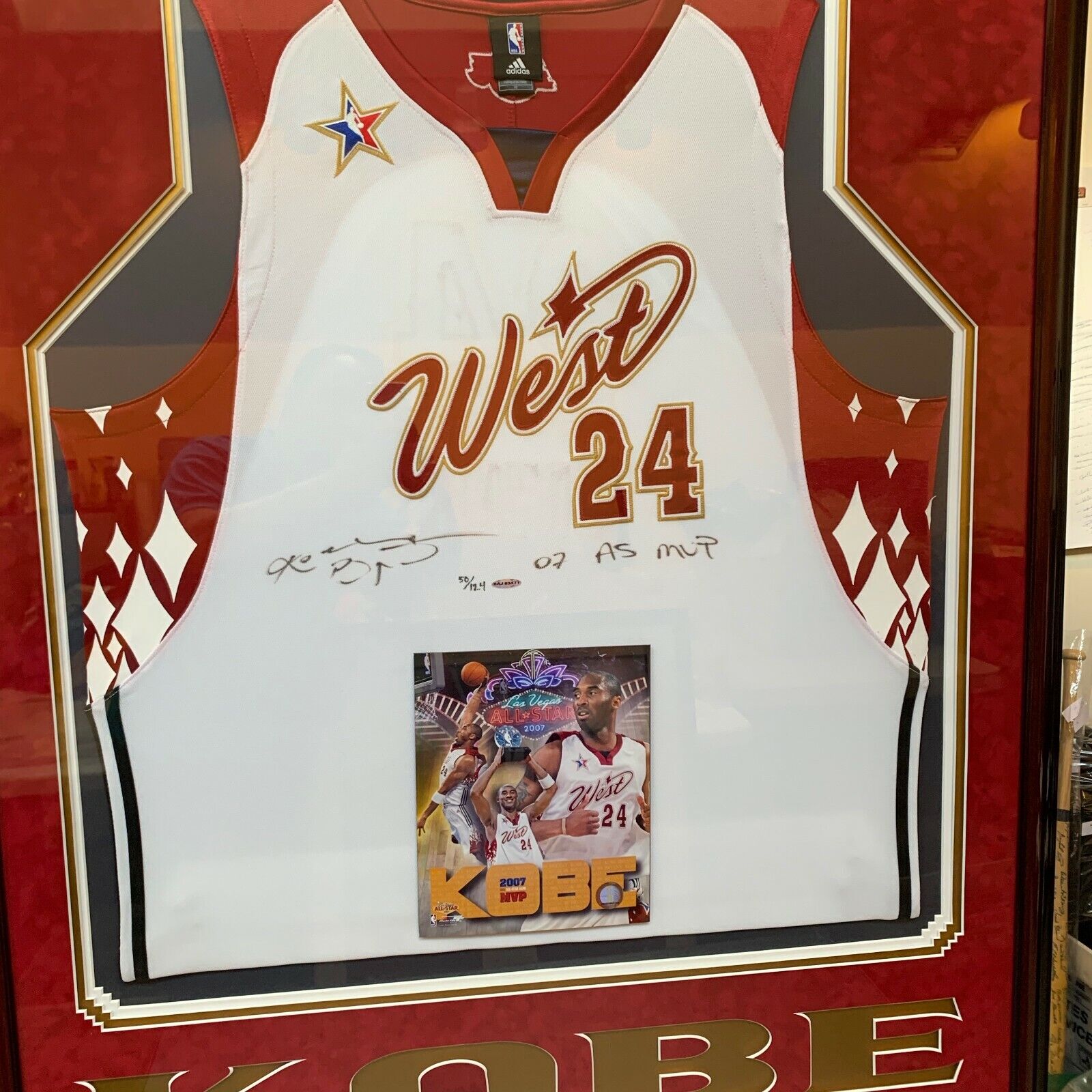 Kobe Bryant 2007 A.S. MVP Signed 2007 All Star Game Jersey UDA