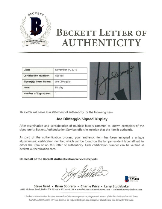 Joe Dimaggio Signed Vintage New York Yankees Jersey Swatch Framed Beckett COA