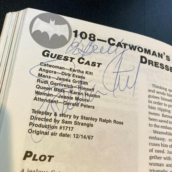 Adam West, Lee Meriwether Eartha Kitt Signed Vintage Batman Comic Book JSA COA