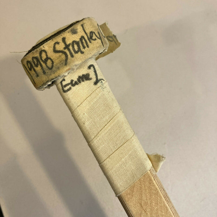 1998 Detroit Red Wings Stanley Cups Champs Team Signed Game Used Stick JSA COA