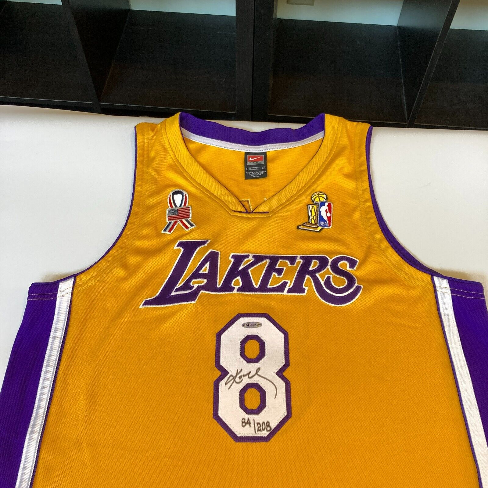 Kobe Bryant Signed (2000-2001) Lakers Jersey (PSA)