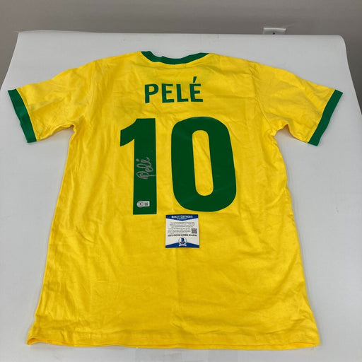 Pele Signed Autographed Brazil Soccer Jersey Beckett COA #BC44538