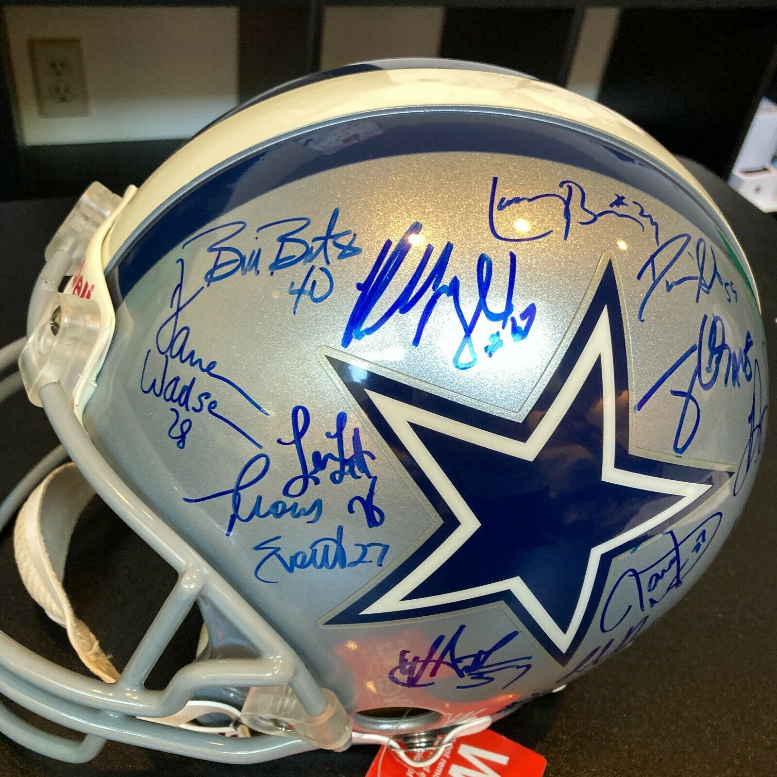 1993 Dallas Cowboys Super Bowl Champs Team Signed Authentic Helmet JSA —  Showpieces Sports