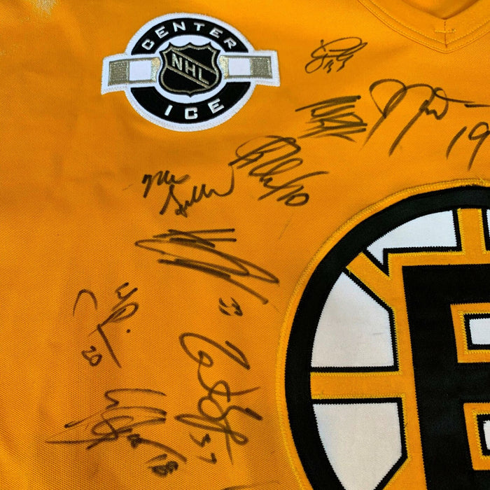 Rare 2005-06 Boston Bruins Team Signed Authentic Jersey 33 Sigs With JSA COA