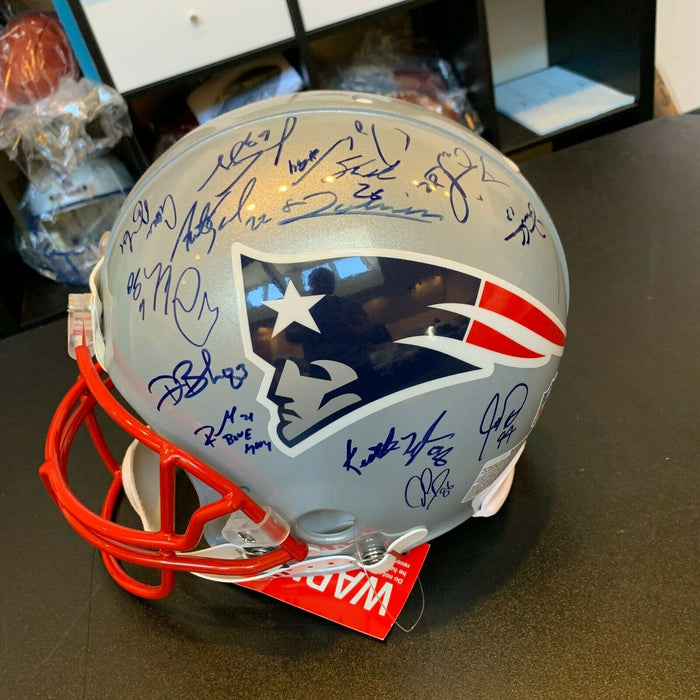2004 New England Patriots Super Bowl Champs Team Signed Helmet Tom Brady Steiner