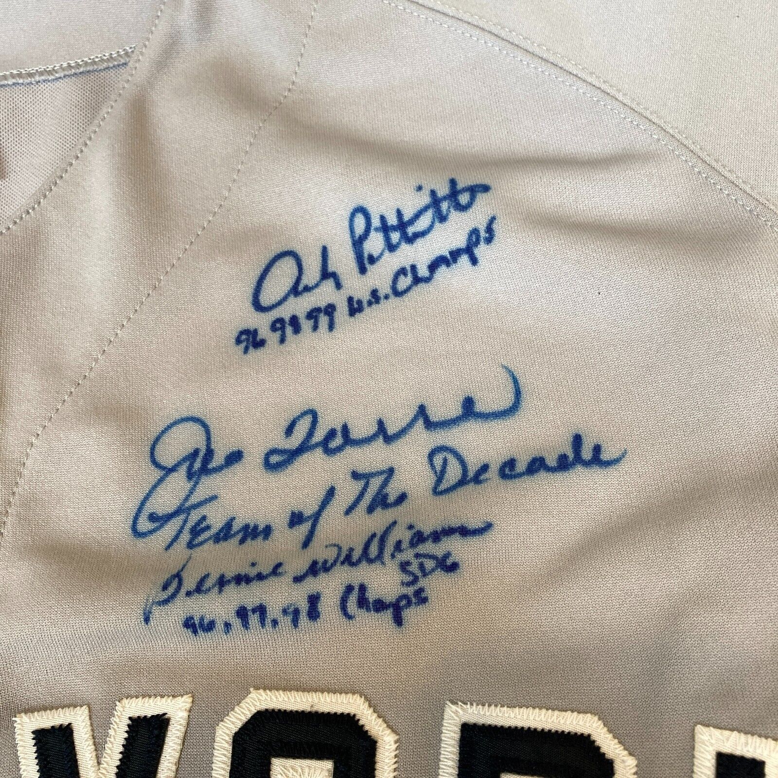 1996 New York Yankees World Series Champs Team Signed Jersey Derek