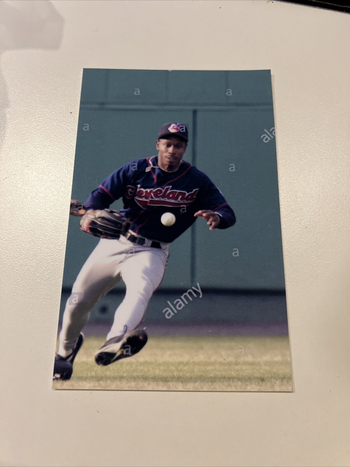 Lot Detail - 1995 Kenny Lofton Game Used & Signed Cleveland Indians Home  Jersey (JSA)
