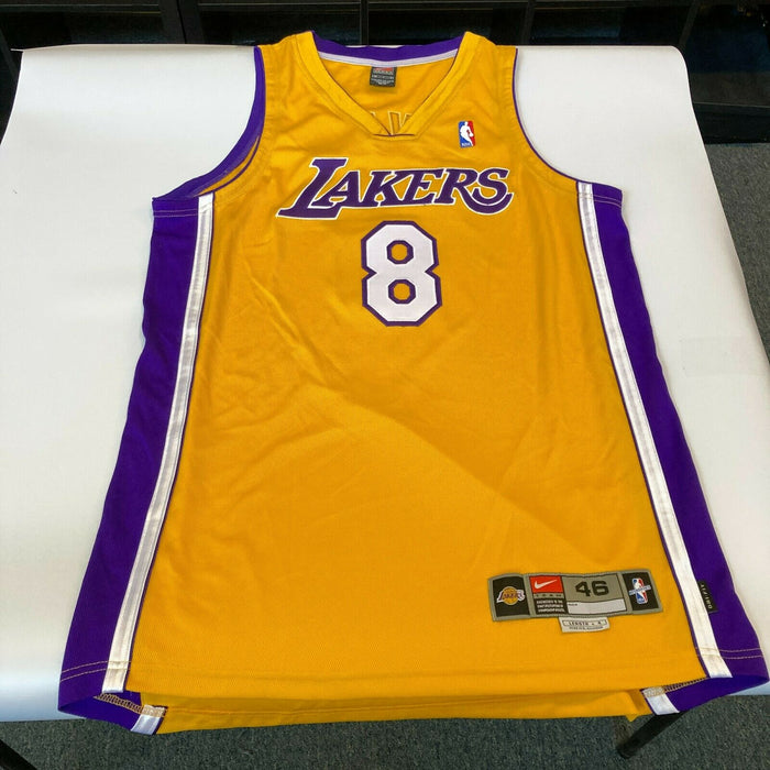 Kobe Bryant Signed 2000-01 Game Issued Los Angeles Lakers Jersey Beckett & PSA