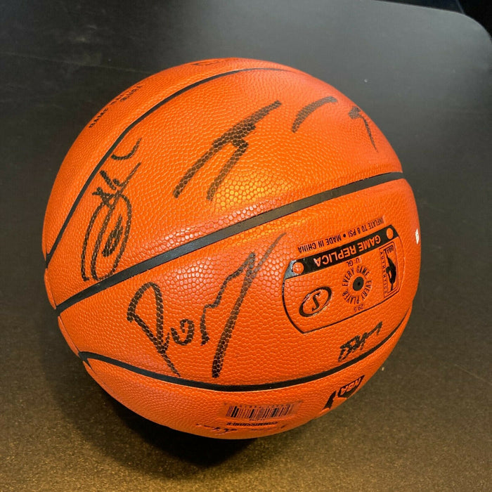 2017-18 New York Knicks Team Signed Spalding NBA Game Basketball Fanatics Holo