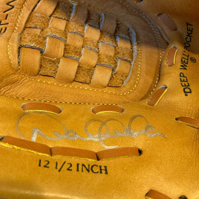 Derek Jeter 1996 Rookie Of The Year Signed Baseball Glove JSA COA