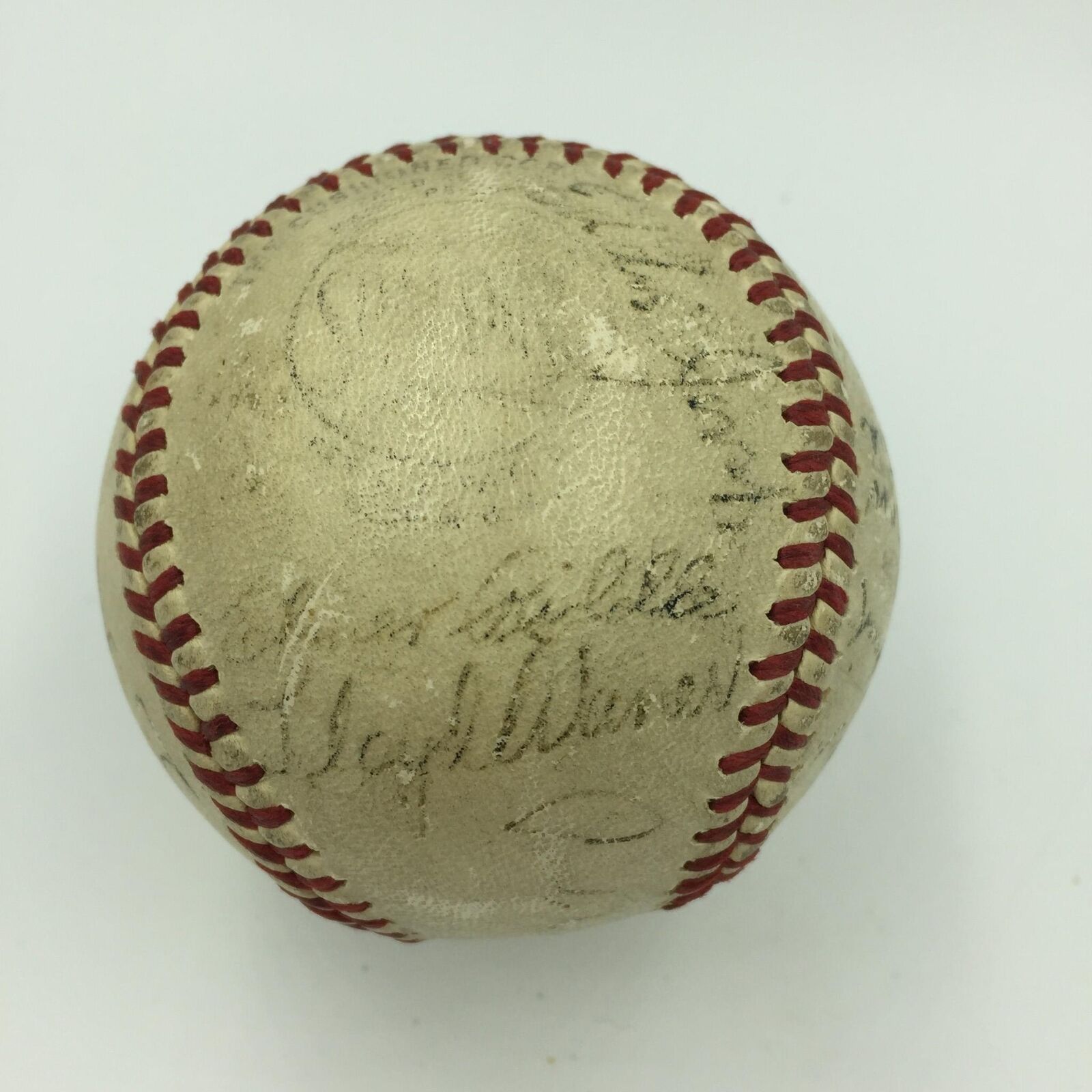 Lot Detail - 1941 Cincinnati Reds Team Signed Baseball With 24