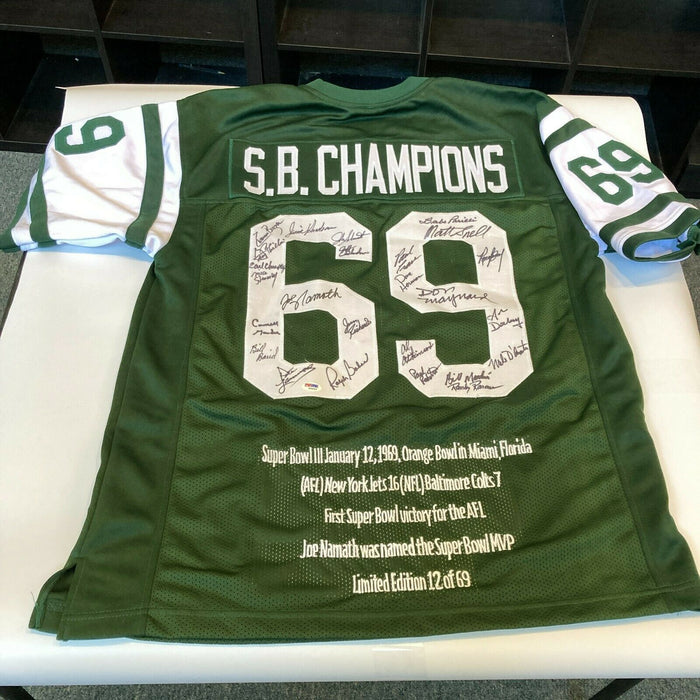 1969 New York Jets Super Bowl Champs Team Signed Jersey Joe Namath PSA DNA