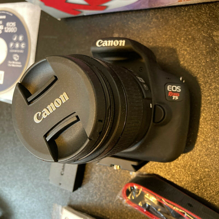 Canon EOS REBEL T5 18.0MP w/18-55 IS II Lens Camera Only Used Once