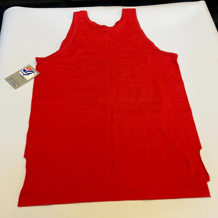 B.J. Armstrong Signed Chicago Bulls Back To Back Champs T-shirt Beckett