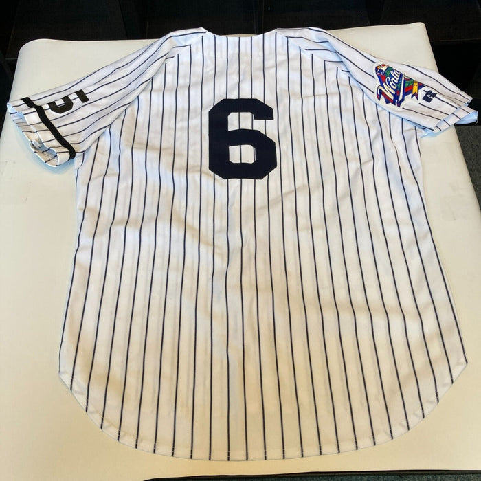 2000 New York Yankees World Series Champs Team Signed Jersey Derek Jeter  JSA COA