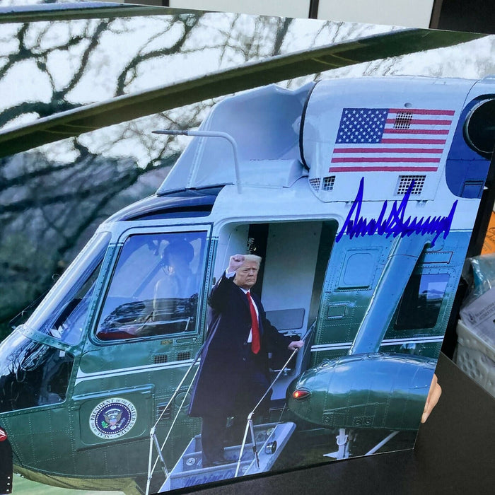 Magnificent President Donald Trump Full Name Signed Large 20x24 Photo JSA MINT 9