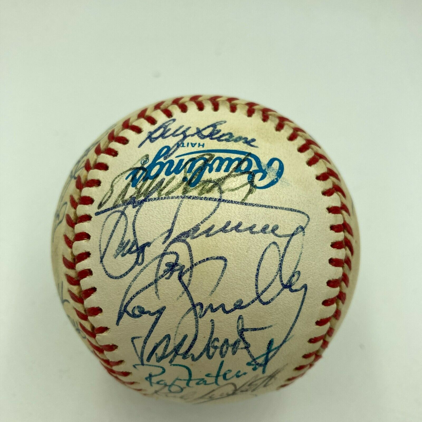 1986 Minnesota Twins Team Signed Baseball With Kirby Puckett With