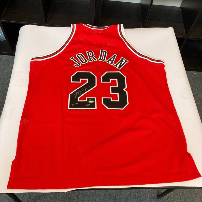 Michael Jordan "Hall Of Fame 2009" Signed Chicago Bulls Jersey UDA Upper Deck