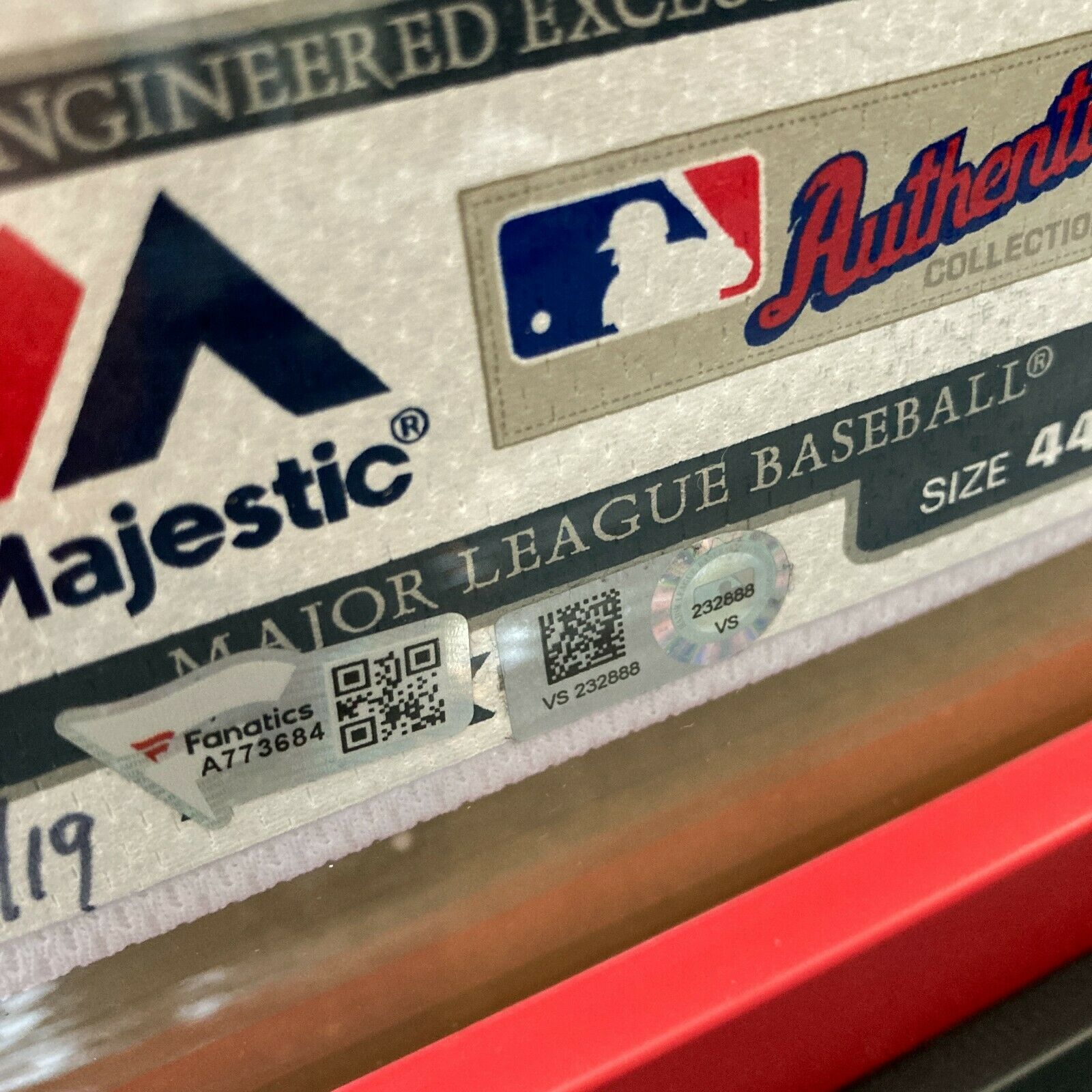 Washington Nationals Philanthropies Fall Ball Auction: 2019 Team Signed  Jersey