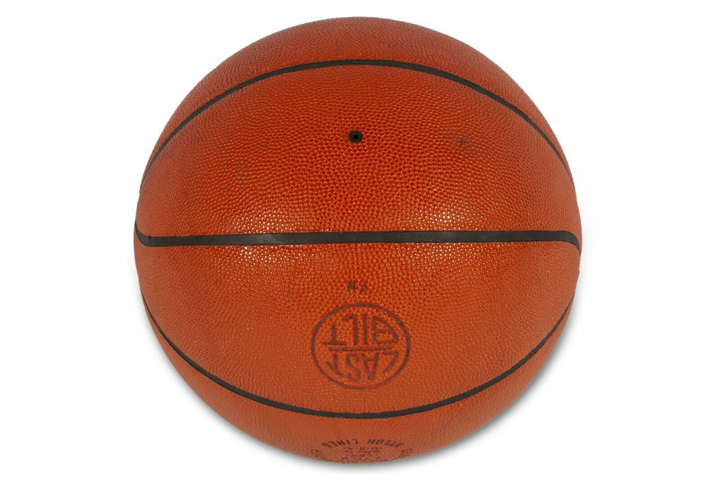 1984-85 Los Angeles Lakers NBA Champs Team Signed Vintage Basketball Beckett COA