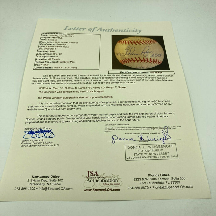 Beautiful Nolan Ryan Tom Seaver 300 Wins 3000 Strikeout Club Signed Baseball JSA