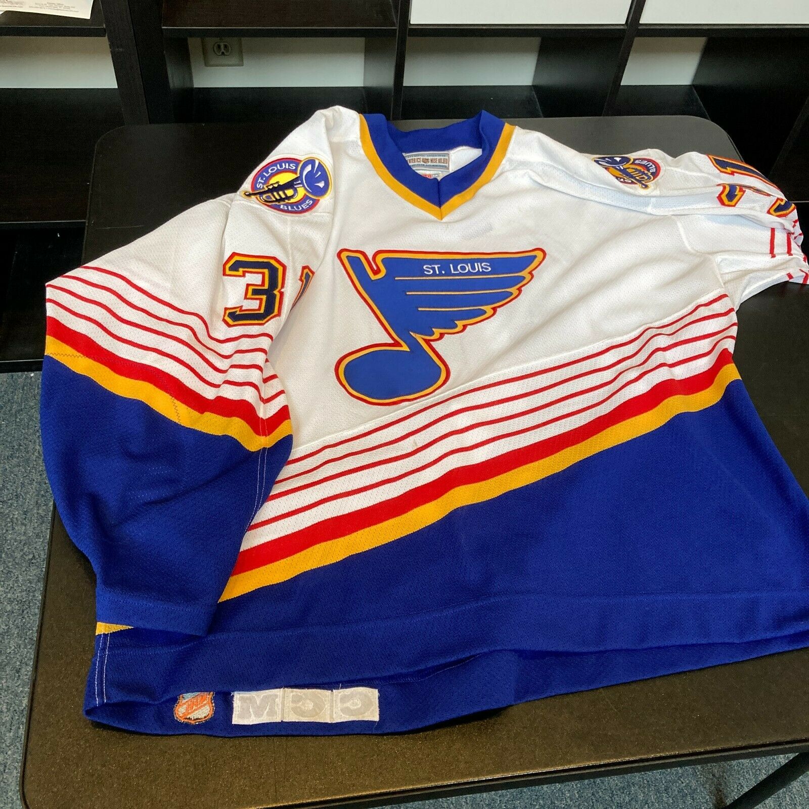 Grant Fuhr Signed Authentic St. Louis Blues Game Model Jersey With JSA —  Showpieces Sports