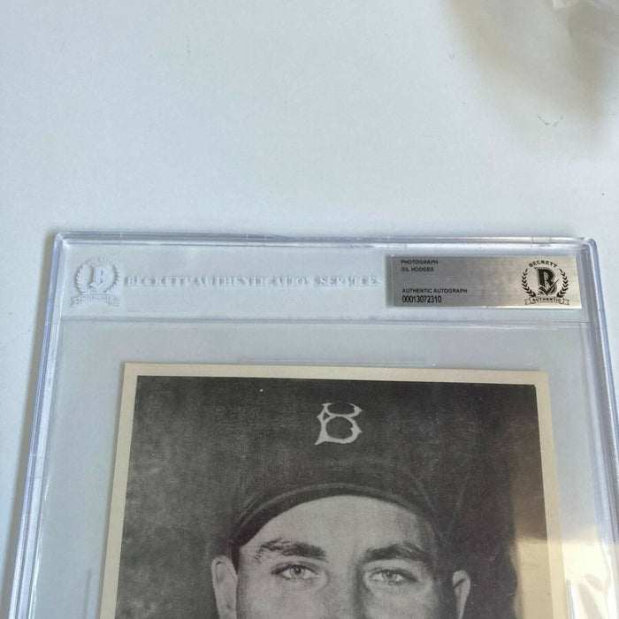 1948 Brooklyn Dodgers Team Issue Gil Hodges Signed Rookie Card RC BGS