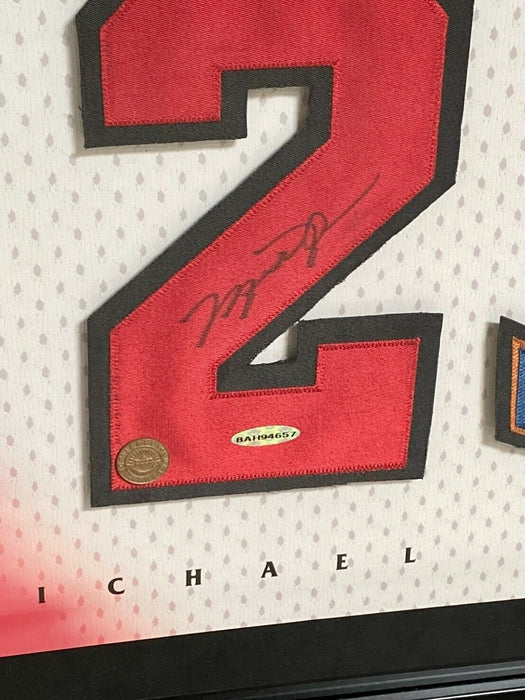 Michael Jordan Signed Jersey Numbers #23 Display Upper Deck UDA COA