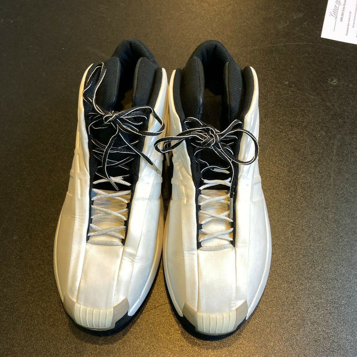 Kobe Bryant Signed 2000 Game Used Sneakers Shoes PSA DNA & Sports Investors COA