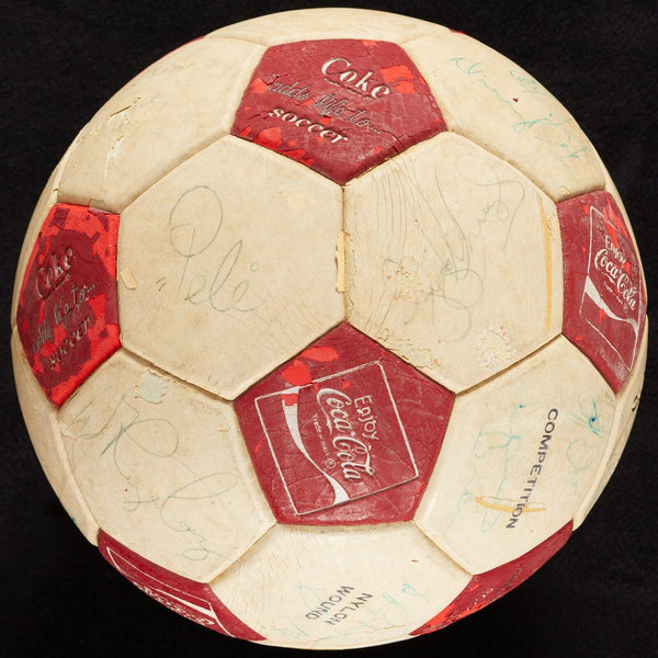 1980 New York Cosmos NASL Champs Team Signed Soccer Ball with Pele Beckett COA